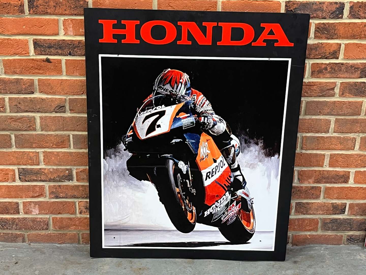 <p>Honda Plastic Dealership Sign</p>