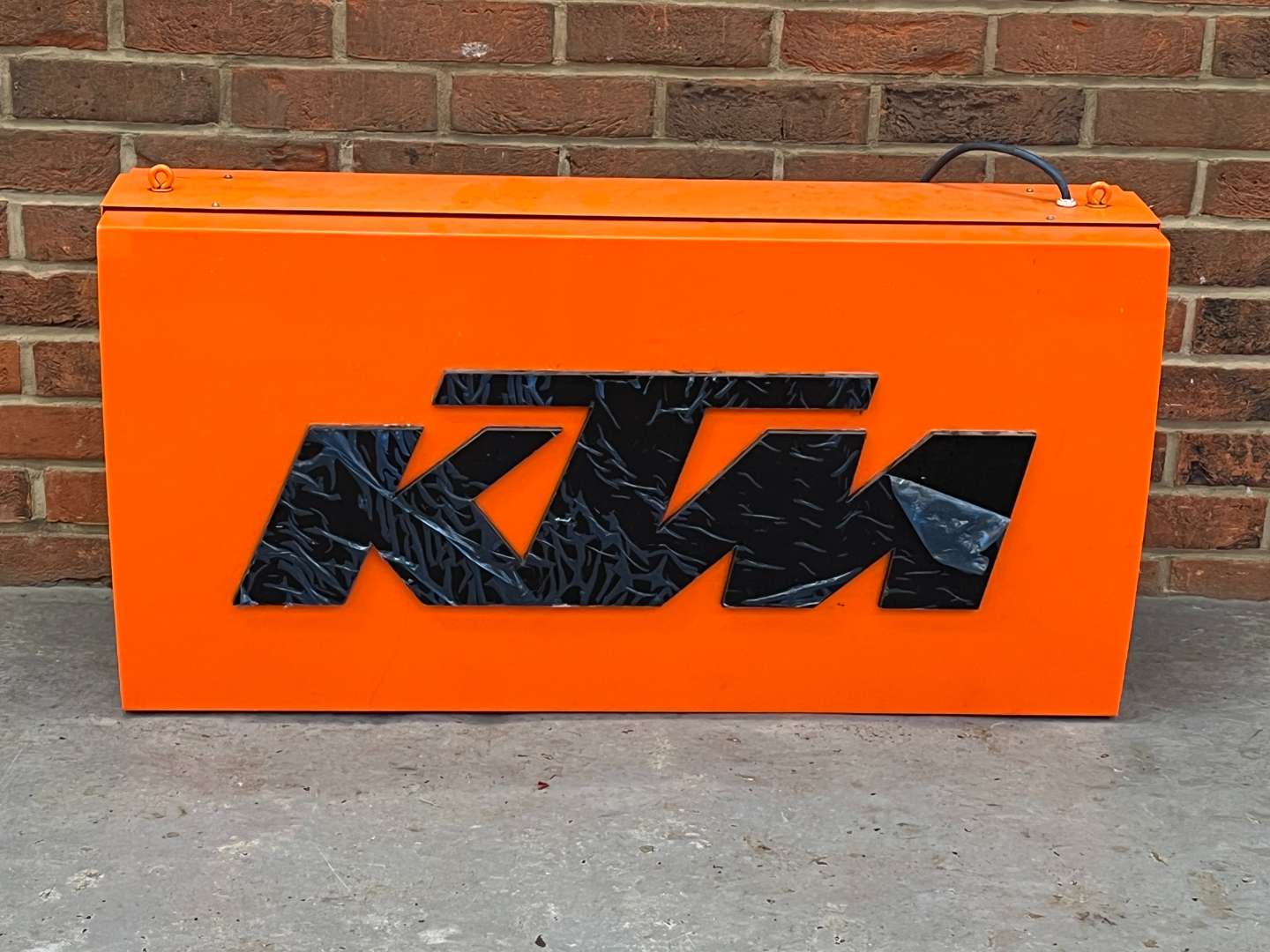 <p>KTM Illuminated Dealership Sign</p>