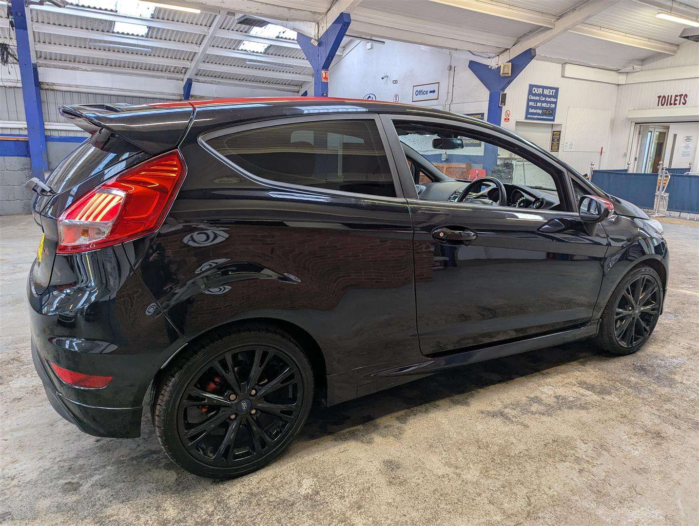 <p>2016 FORD FIESTA ZETEC S BLACK EDIT</p>
