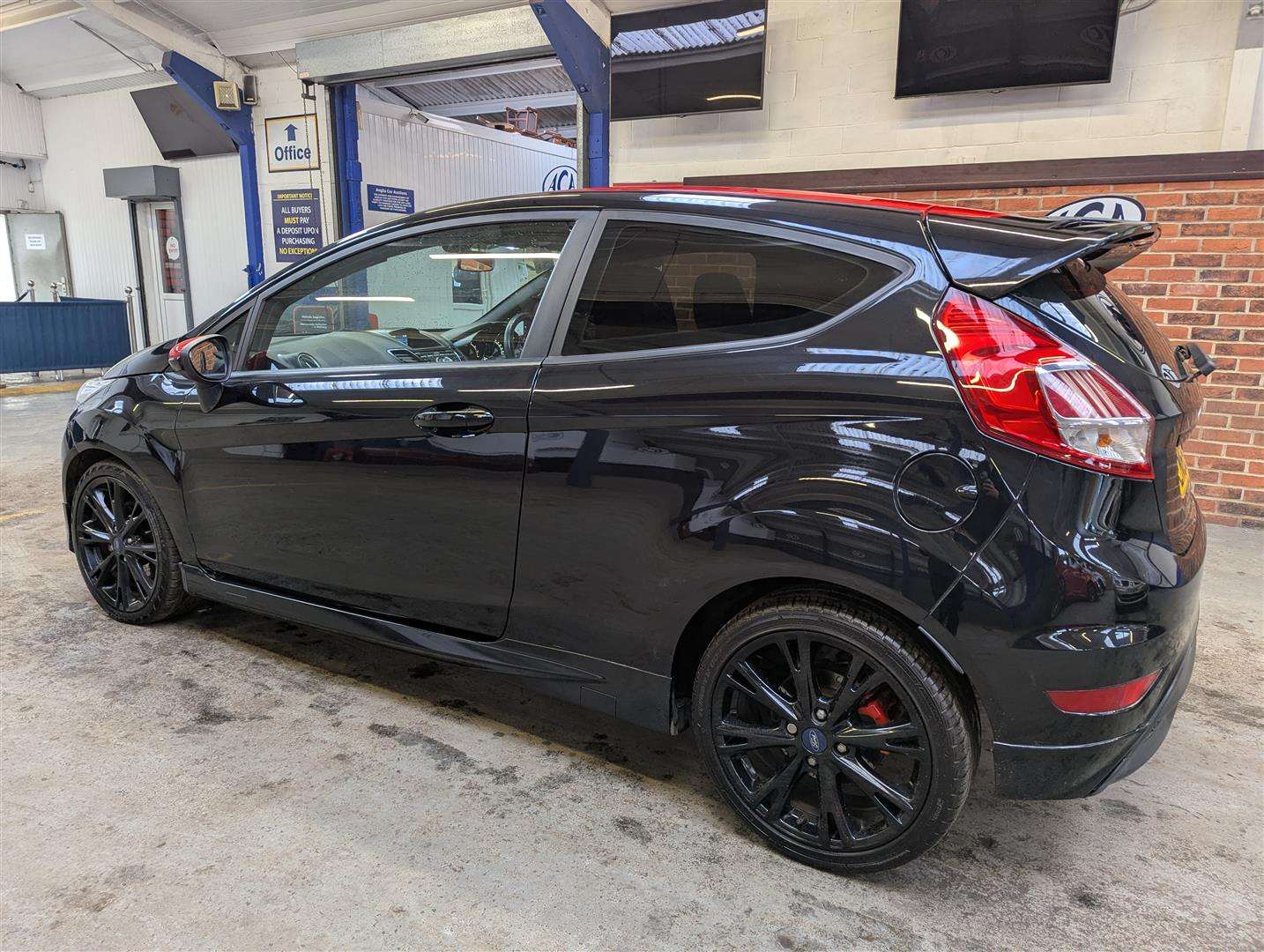 <p>2016 FORD FIESTA ZETEC S BLACK EDIT</p>