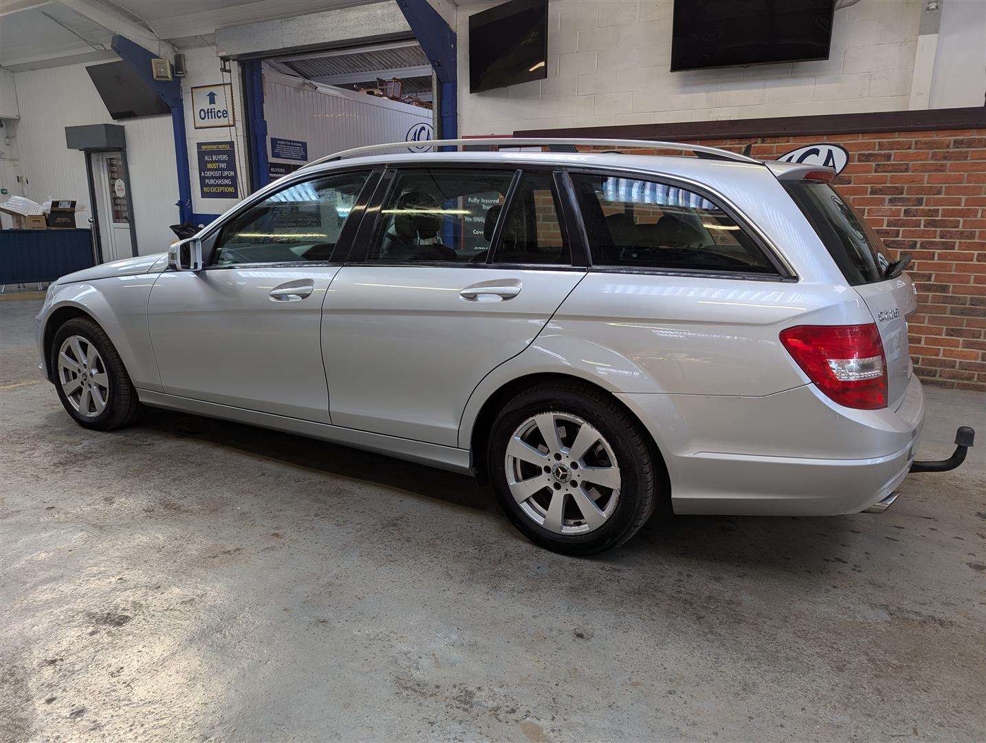 <p>2014 MERCEDES-BENZ C220 EXECUTIVE SE CDI</p>