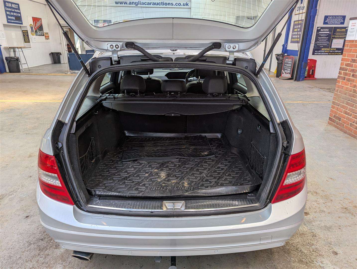<p>2014 MERCEDES-BENZ C220 EXECUTIVE SE CDI</p>