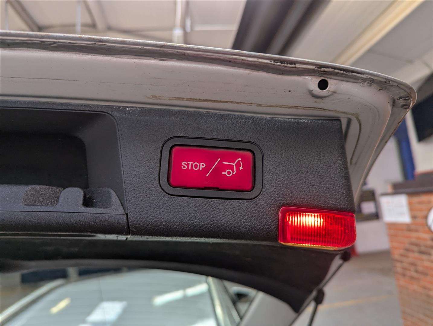 <p>2014 MERCEDES-BENZ C220 EXECUTIVE SE CDI</p>