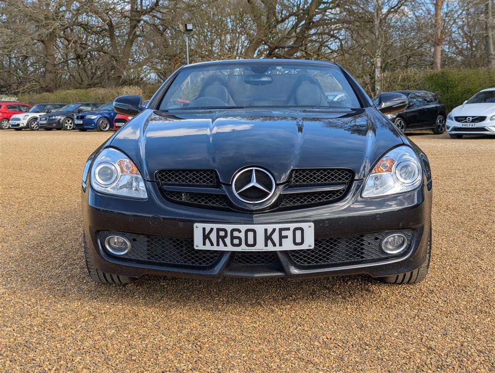 <p>2011 MERCEDES SLK 350 AUTO</p>