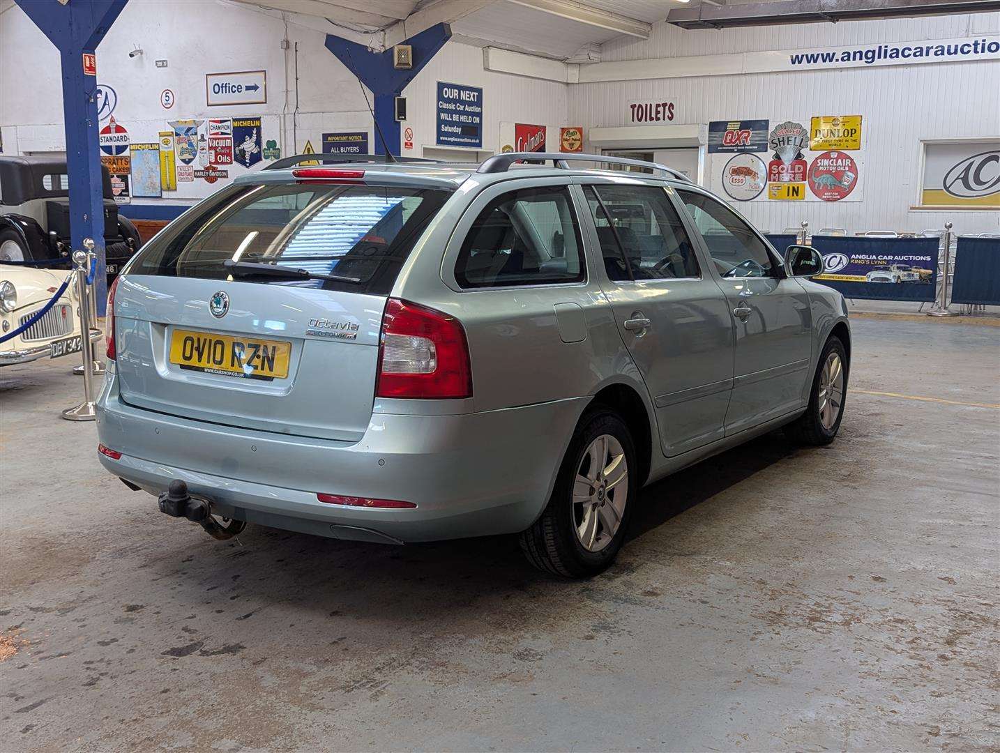 <p>2010 SKODA OCTAVIA GREENLINE TDI CR</p>