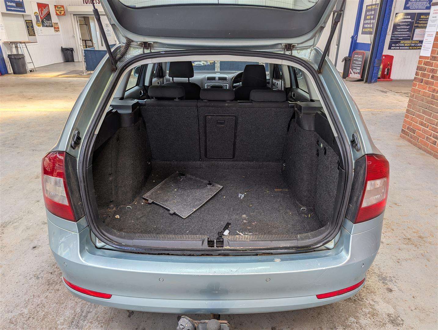 <p>2010 SKODA OCTAVIA GREENLINE TDI CR</p>