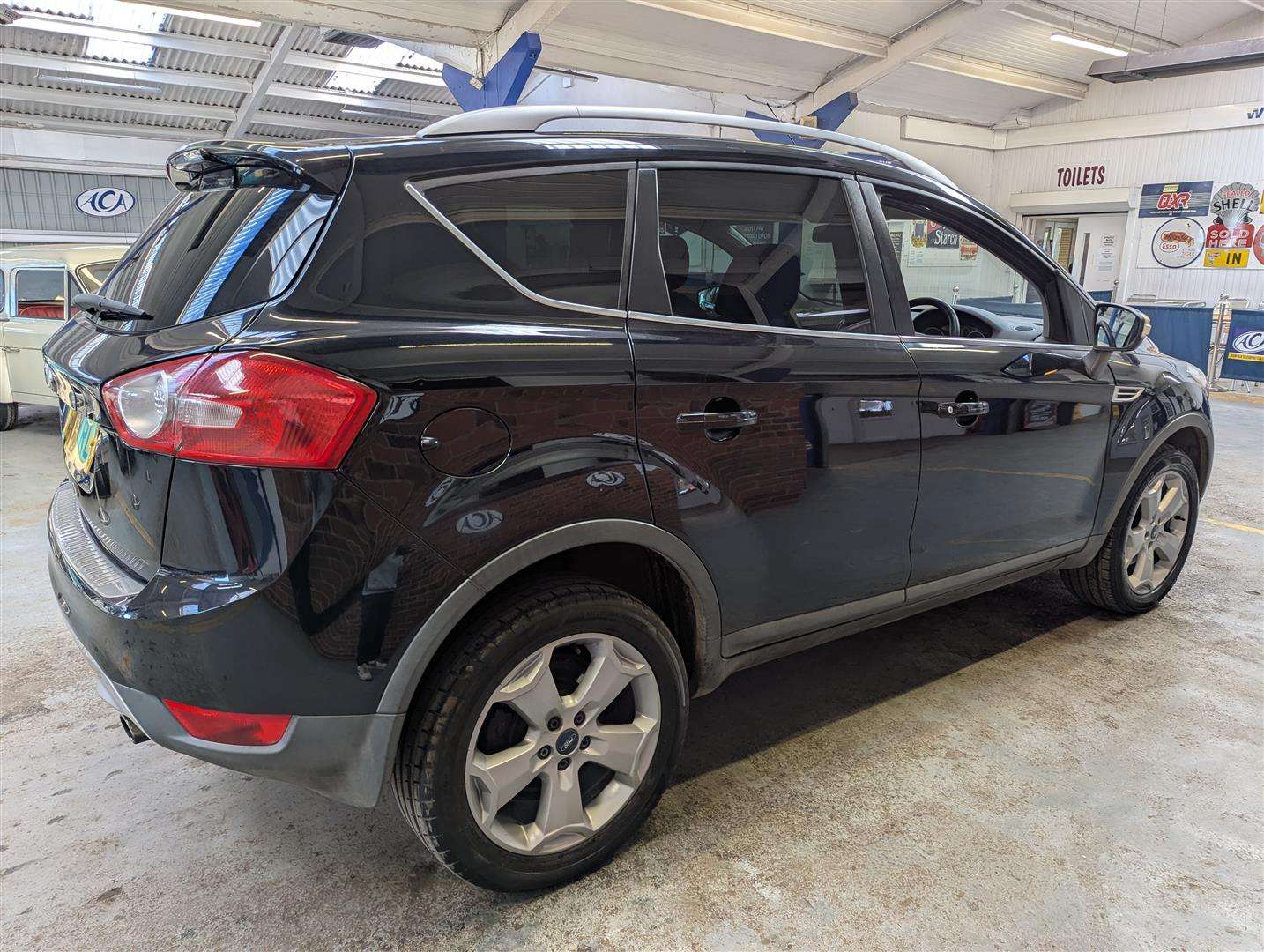 <p>2010 FORD KUGA ZETEC TDCI</p>