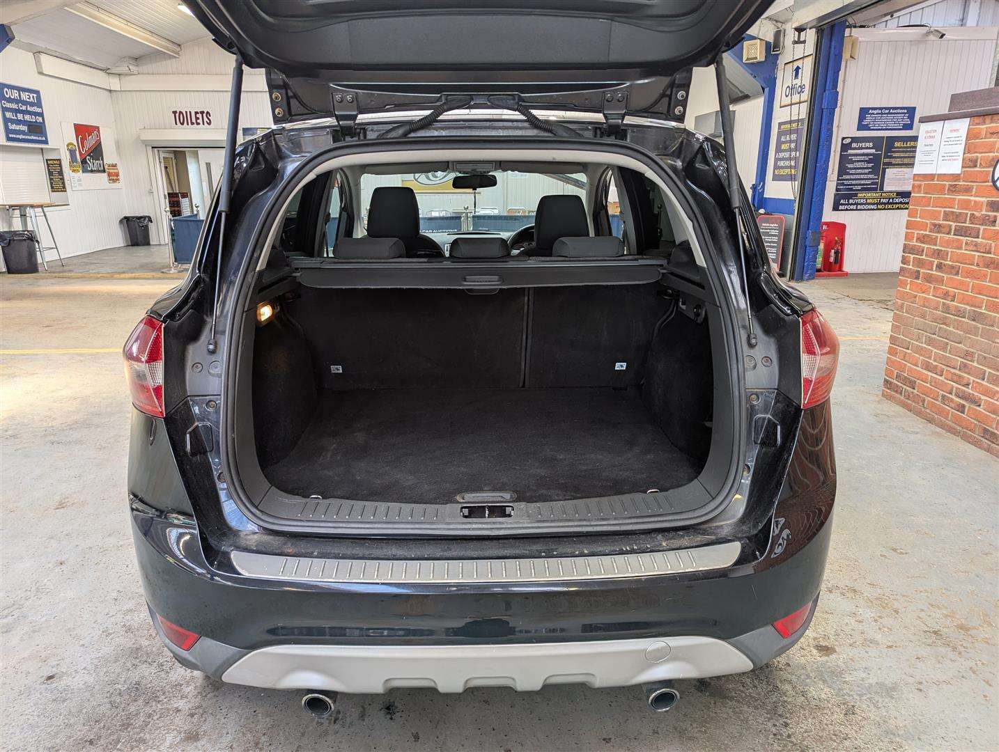 <p>2010 FORD KUGA ZETEC TDCI</p>