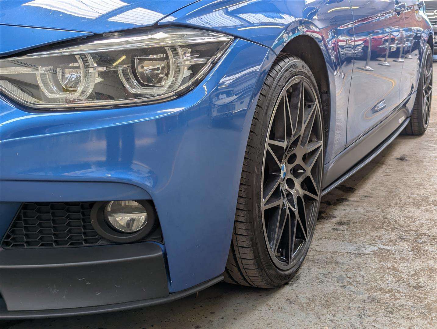 <p>2017 BMW 320D M SPORT AUTO</p>