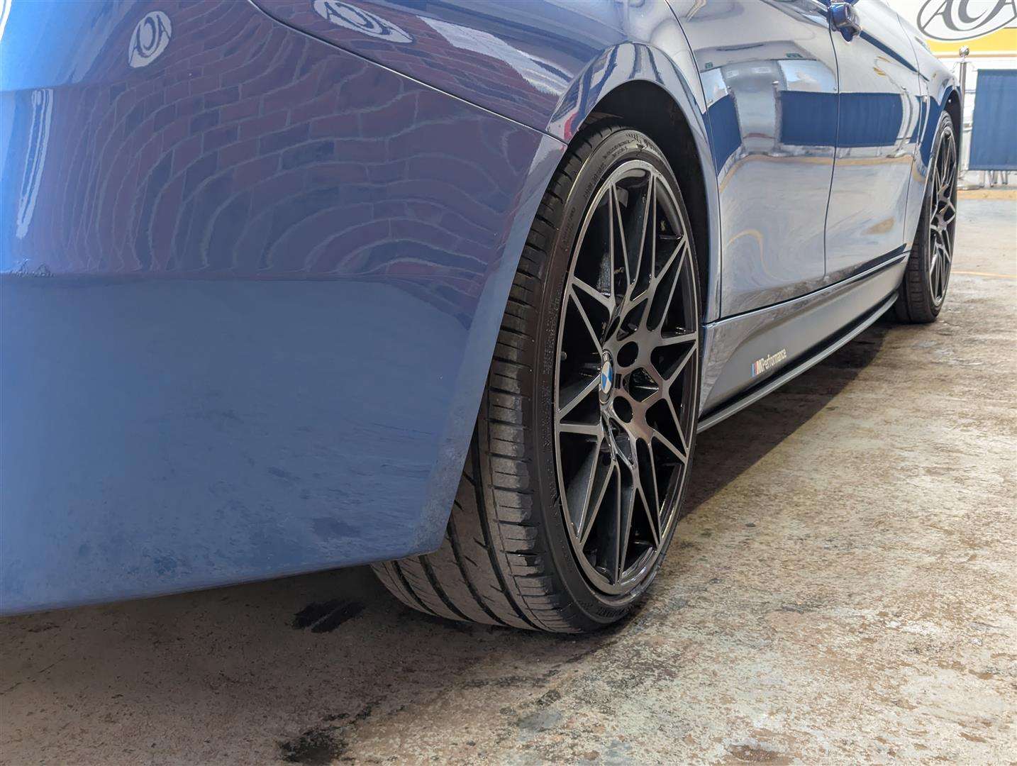 <p>2017 BMW 320D M SPORT AUTO</p>