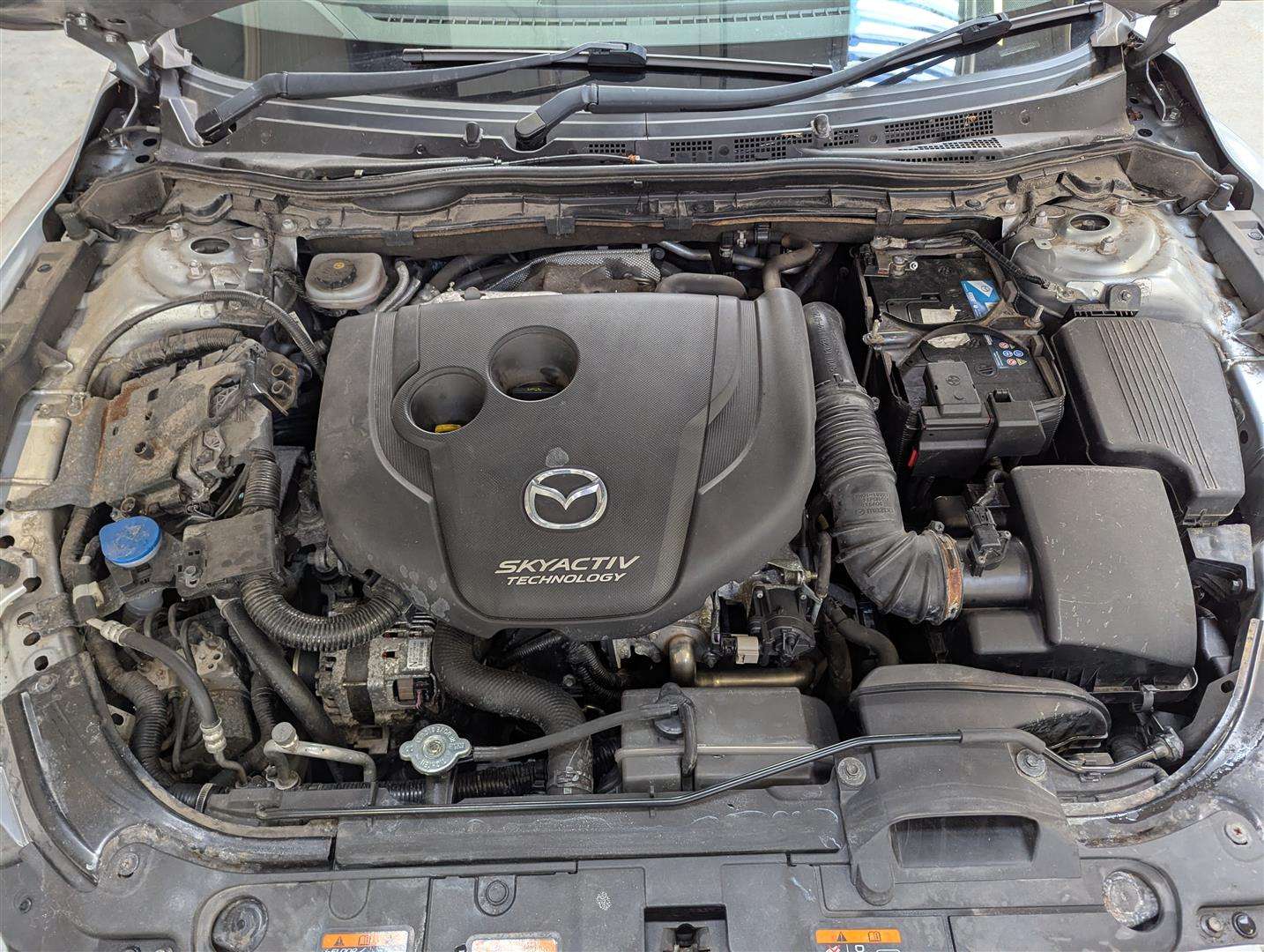 <p>2015 MAZDA 6 SPORT NAV D</p>