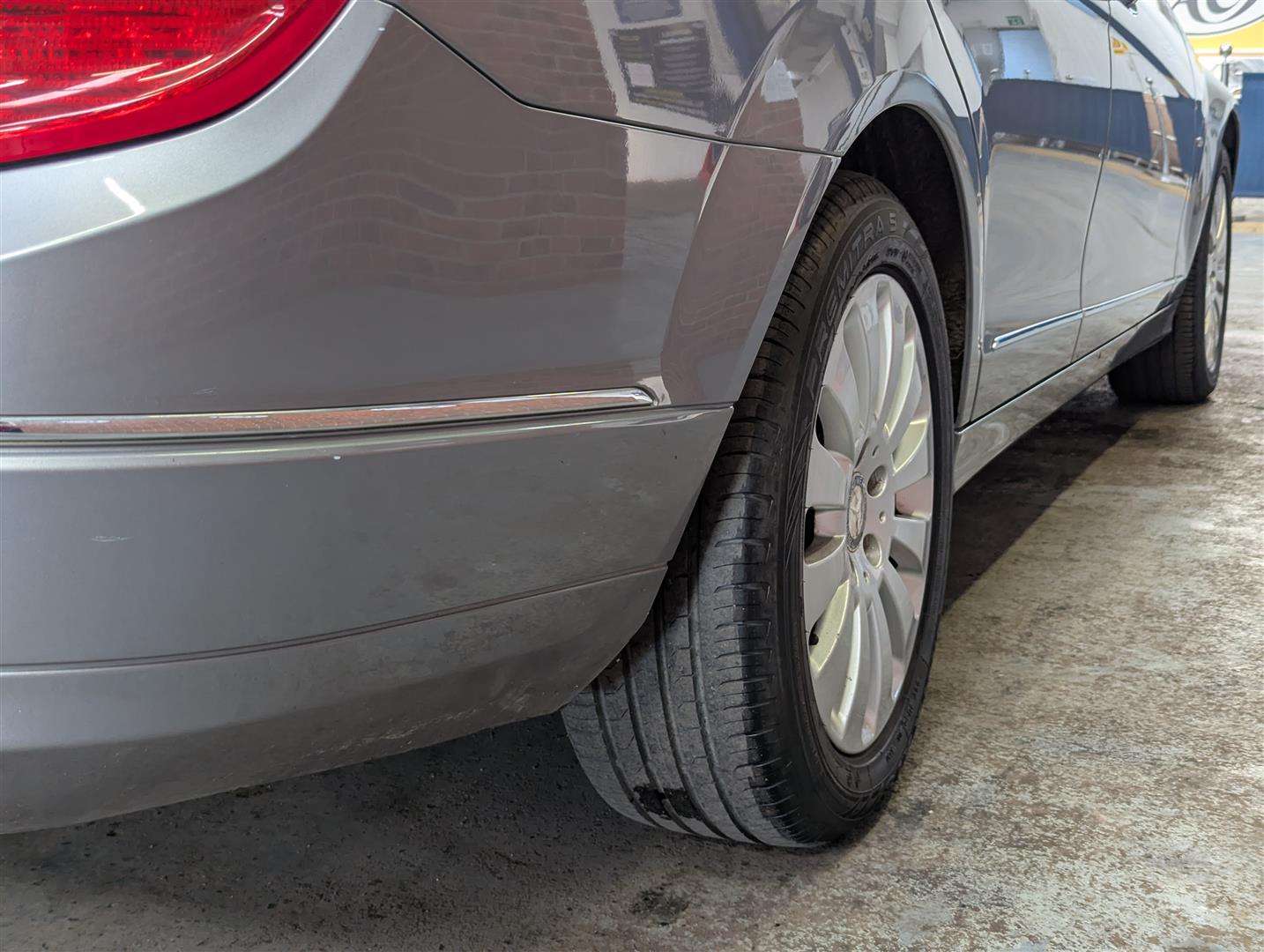 <p>2010 MERCEDES-BENZ C220 BLUEF-CY ELEG CDI A</p>