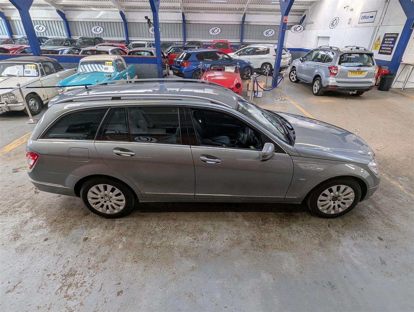 <p>2010 MERCEDES-BENZ C220 BLUEF-CY ELEG CDI A</p>