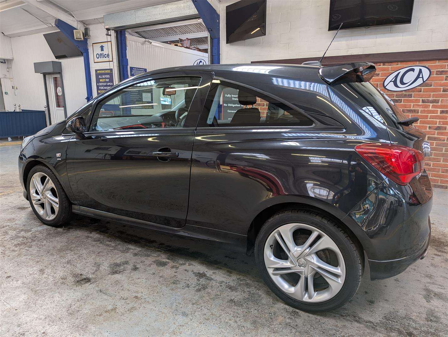 <p>2016 VAUXHALL CORSA SRI VX-LINE ECOFLEX</p>