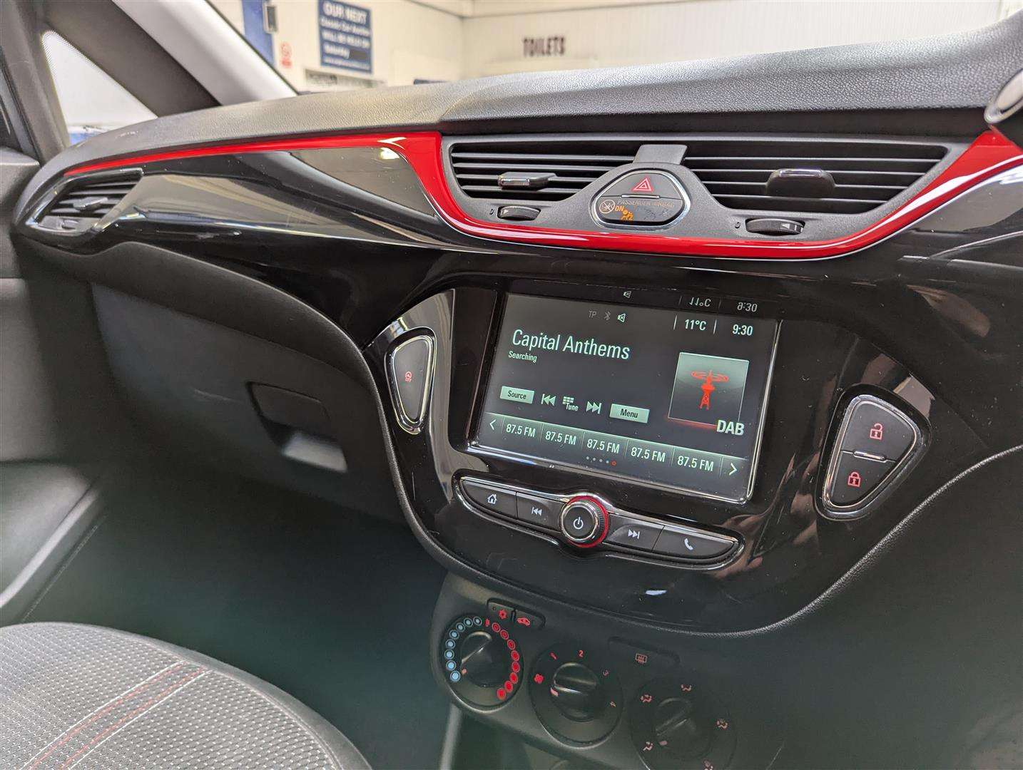 <p>2016 VAUXHALL CORSA SRI VX-LINE ECOFLEX</p>