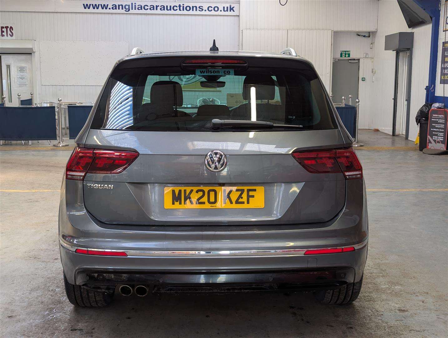 <p>2020 VOLKSWAGEN TIGUAN R-LINE TECH TDI S-</p>