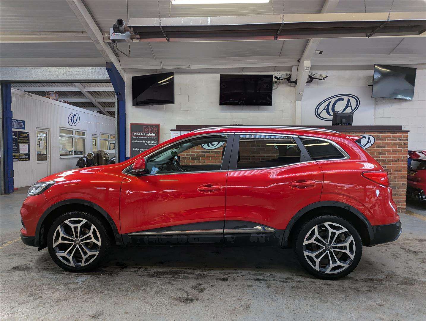 <p>2019 RENAULT KADJAR GT LINE BLUE DCI</p>