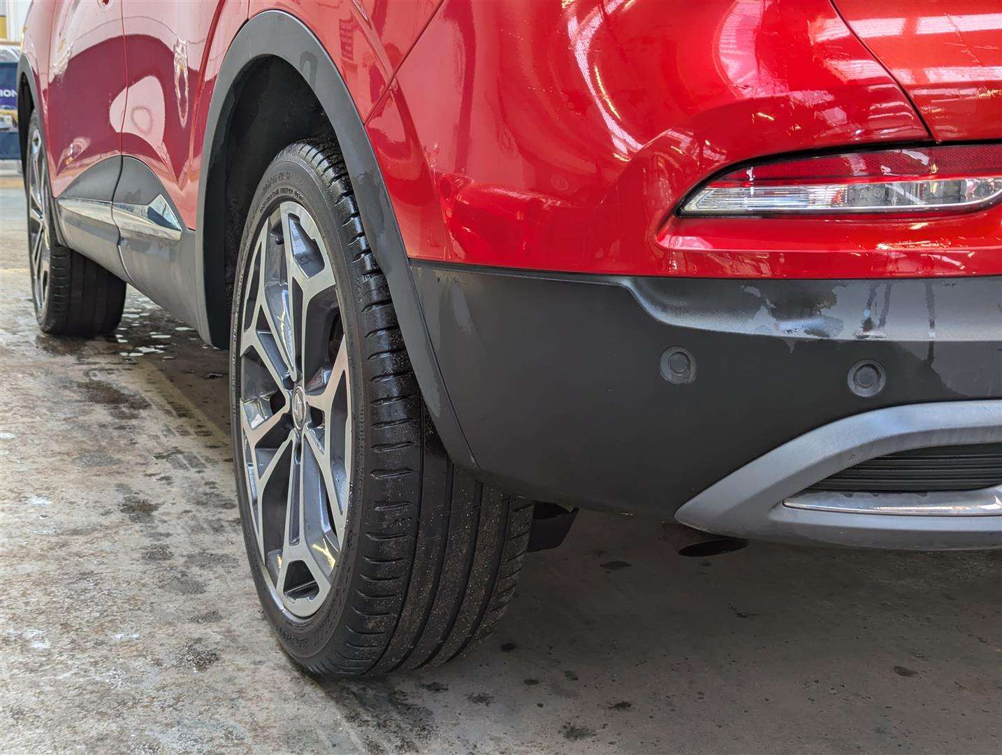 <p>2019 RENAULT KADJAR GT LINE BLUE DCI</p>