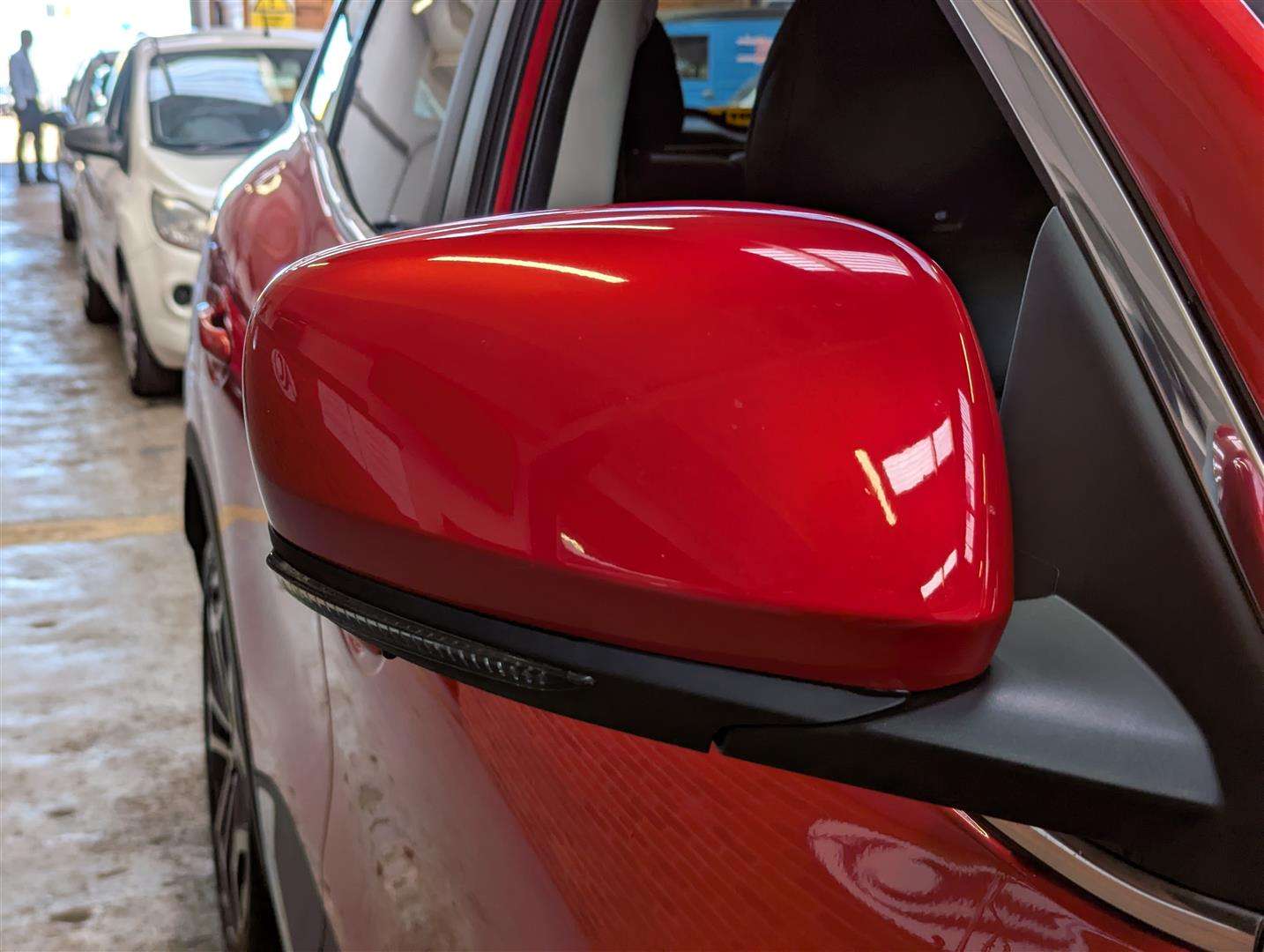 <p>2019 RENAULT KADJAR GT LINE BLUE DCI</p>