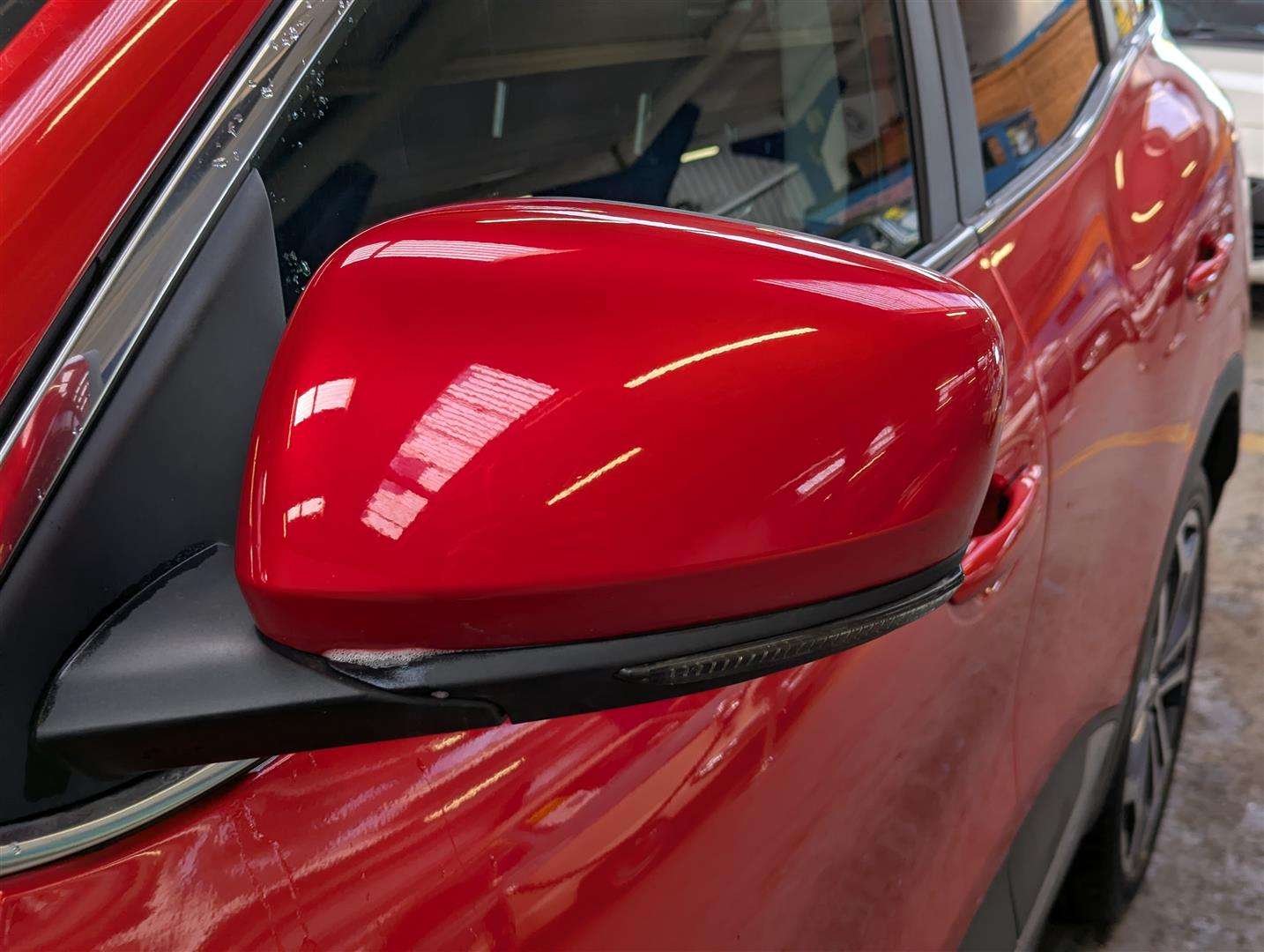 <p>2019 RENAULT KADJAR GT LINE BLUE DCI</p>