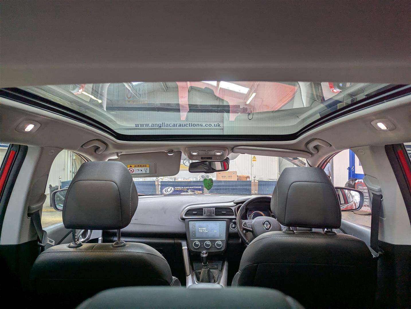 <p>2019 RENAULT KADJAR GT LINE BLUE DCI</p>