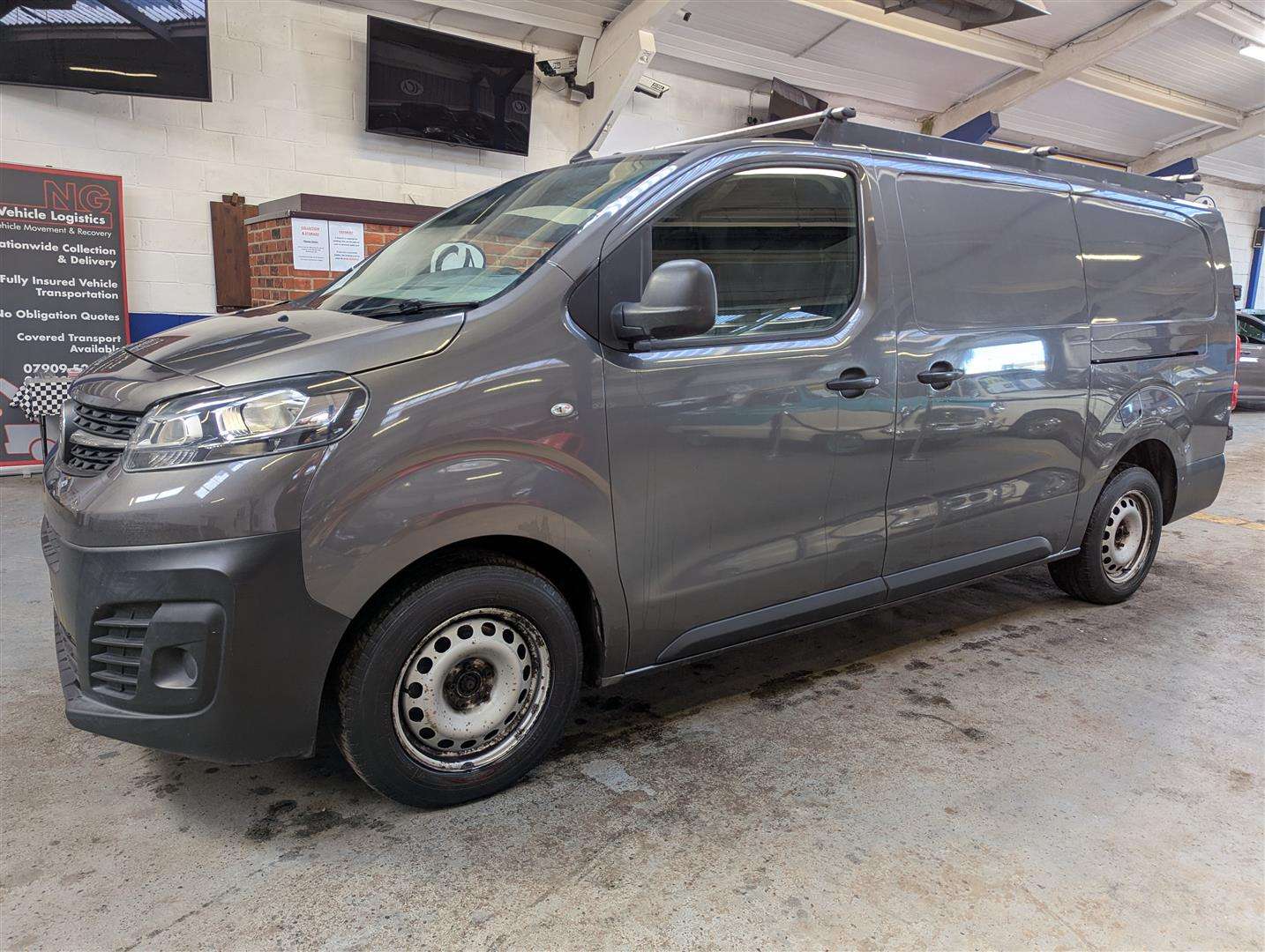 <p>2020 VAUXHALL VIVARO 2900 EDITION S/S</p>