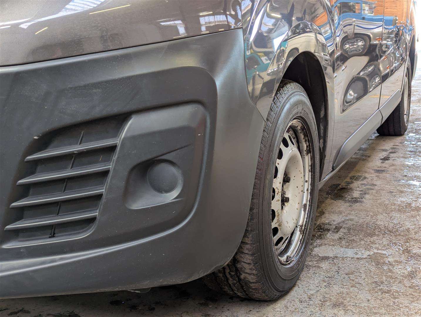<p>2020 VAUXHALL VIVARO 2900 EDITION S/S</p>