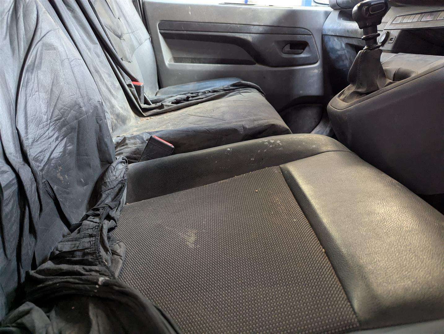 <p>2020 VAUXHALL VIVARO 2900 EDITION S/S</p>