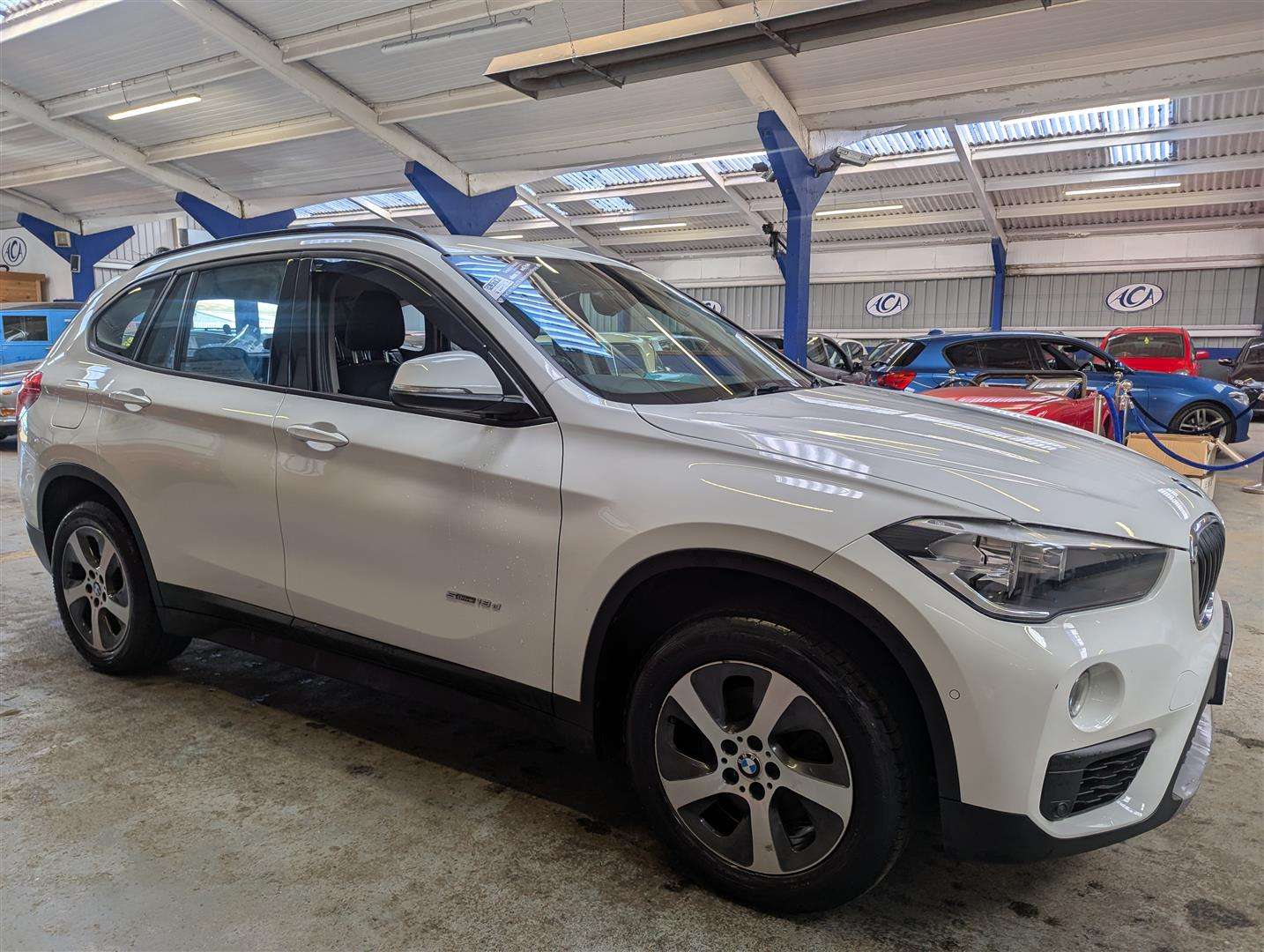 <p>2016 BMW X1 SDRIVE18D SE</p>