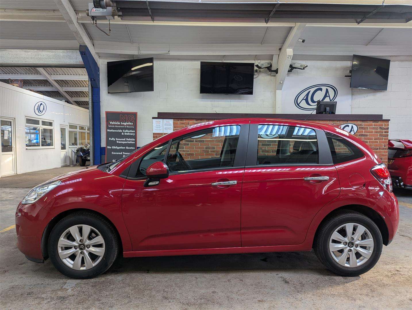 <p>2014 CITROEN C3 VTR +</p>