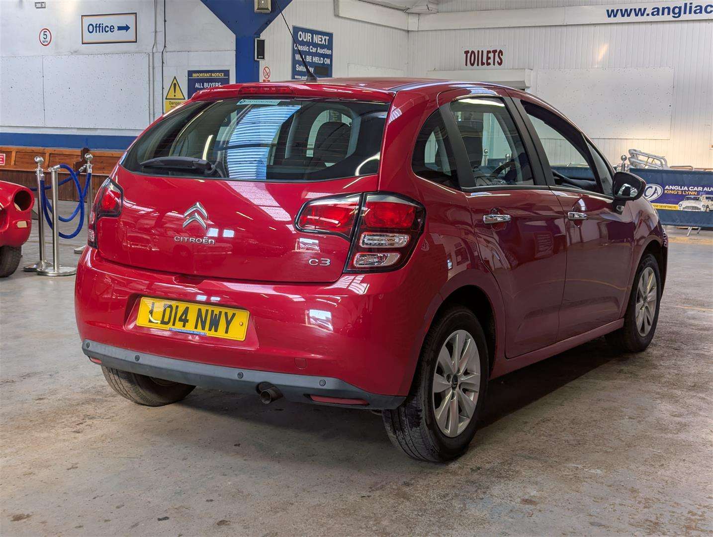 <p>2014 CITROEN C3 VTR +</p>