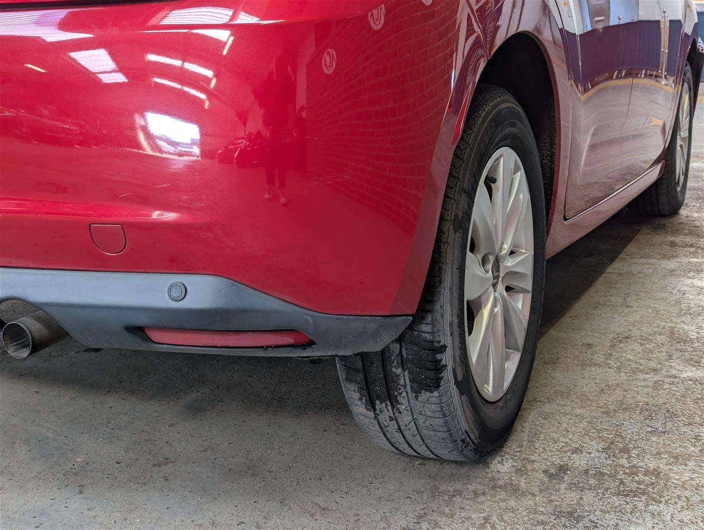<p>2014 CITROEN C3 VTR +</p>