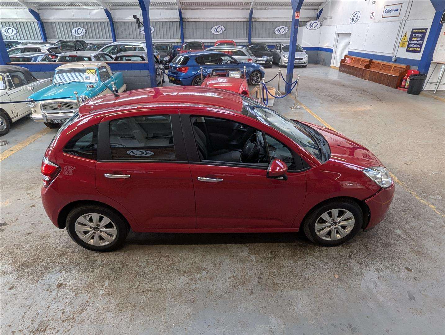 <p>2014 CITROEN C3 VTR +</p>