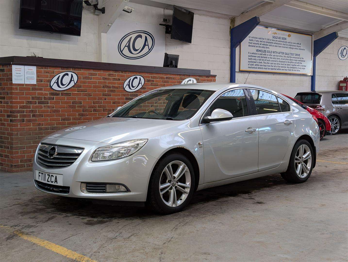 <p>2011 VAUXHALL INSIGNIA SRI 158 CDTI</p>