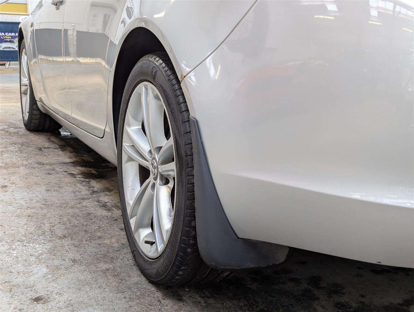 <p>2011 VAUXHALL INSIGNIA SRI 158 CDTI</p>