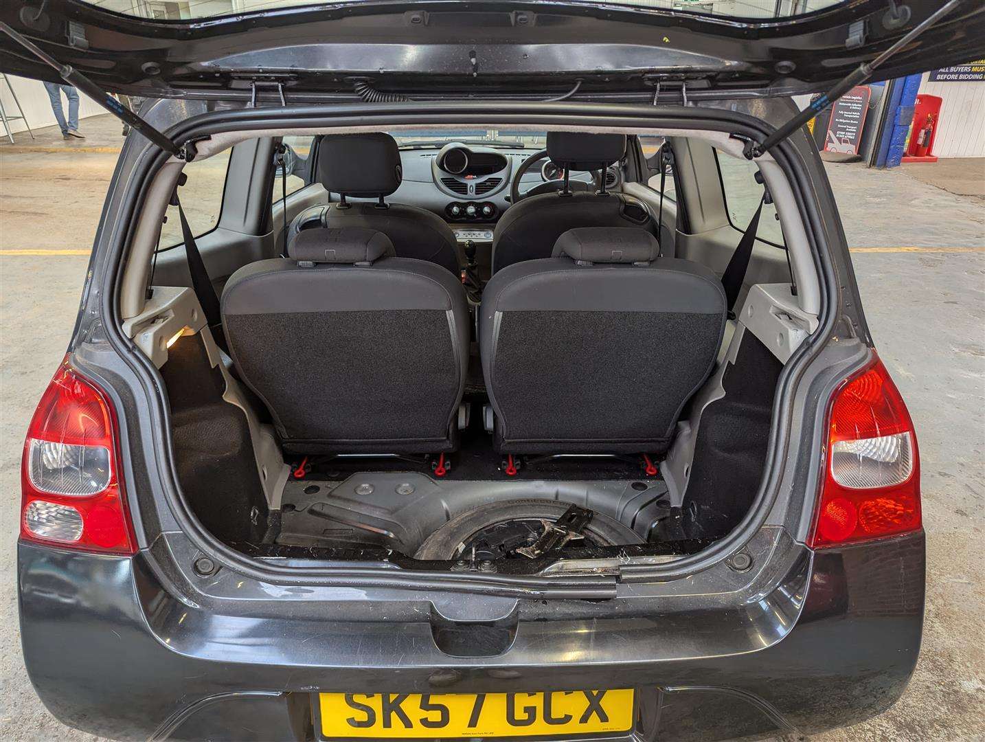 <p>2007 RENAULT TWINGO DYNAMIQUE 75</p>