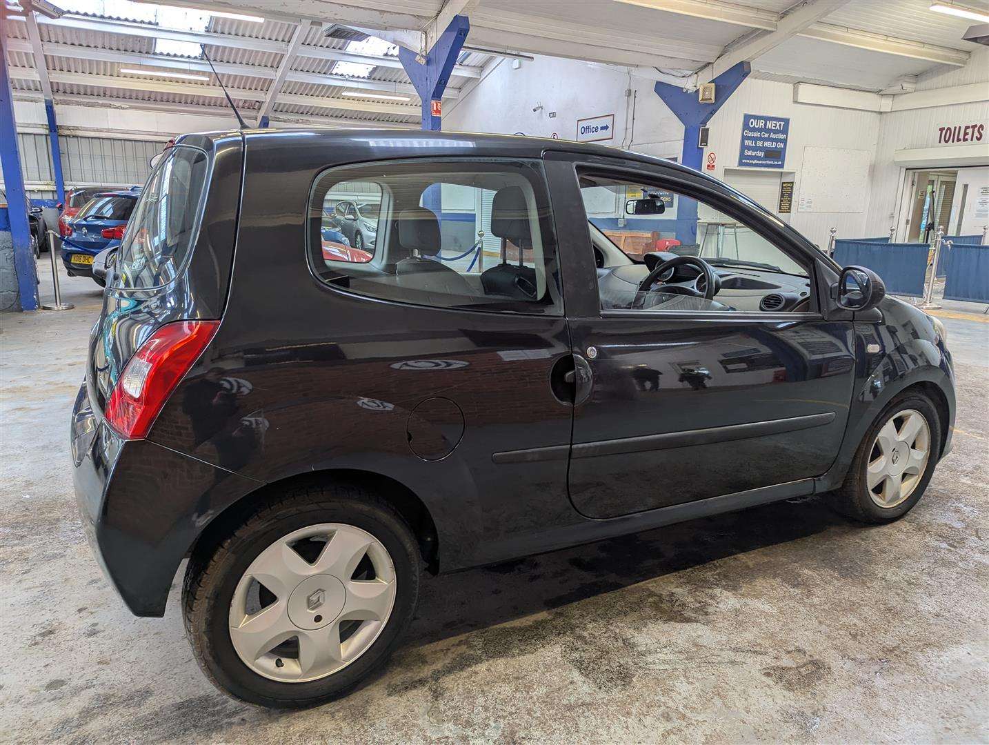 <p>2007 RENAULT TWINGO DYNAMIQUE 75</p>