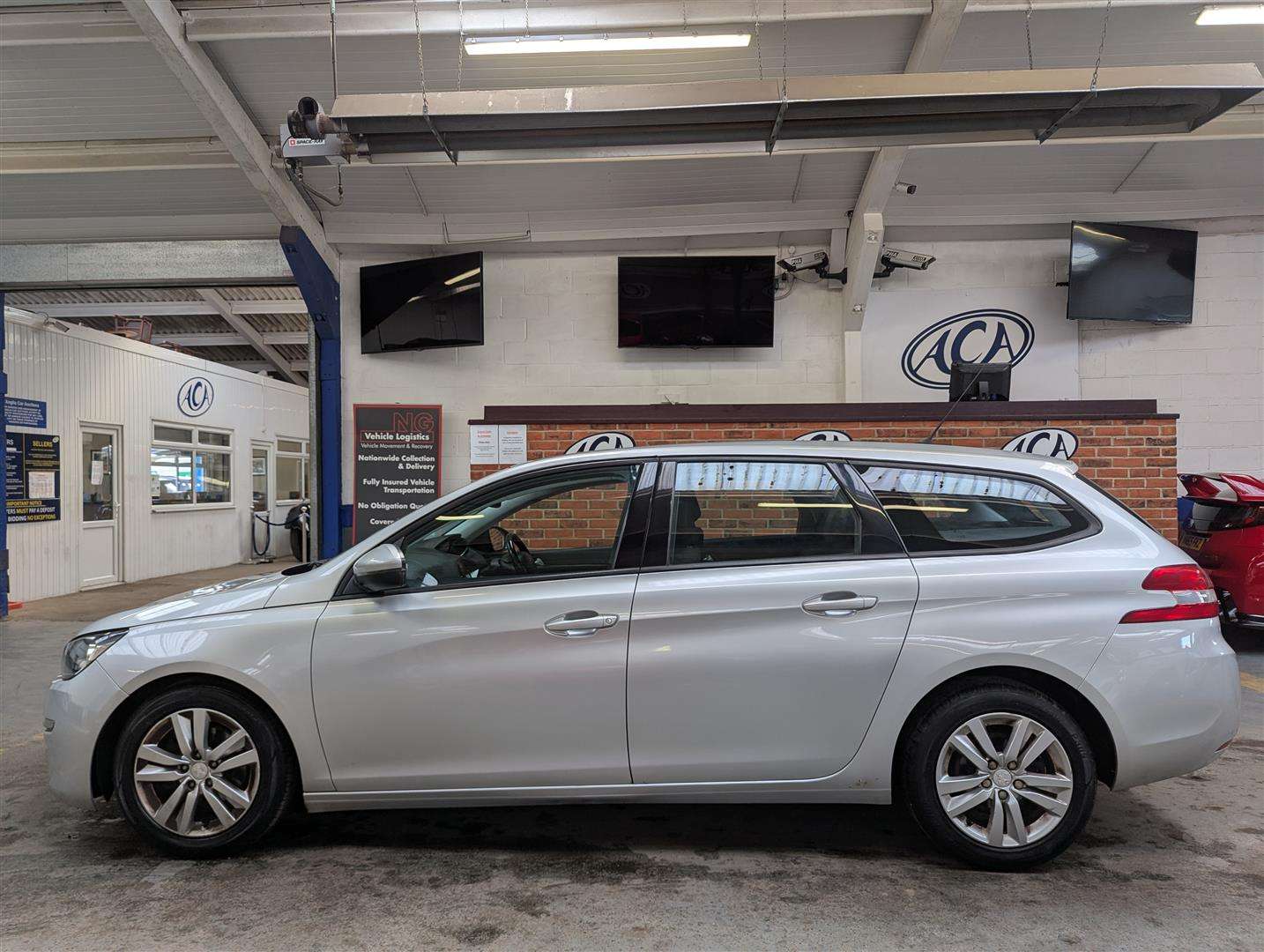 <p>2015 PEUGEOT 308 ACTIVE SW HDI</p>