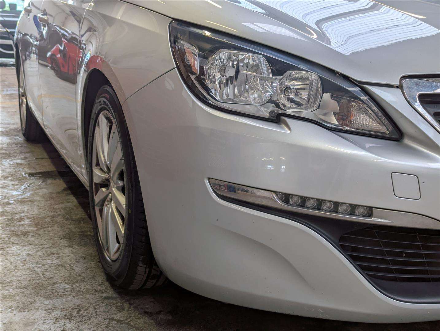 <p>2015 PEUGEOT 308 ACTIVE SW HDI</p>