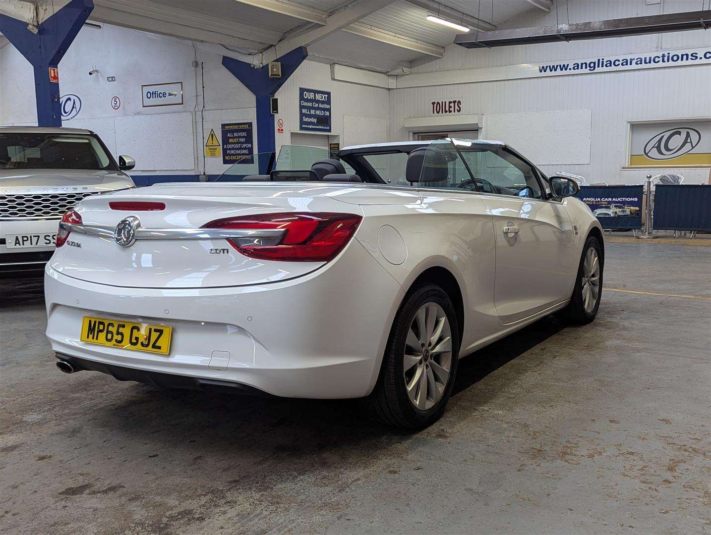 <p>2016 VAUXHALL CASCADA ELITE CDTI S/S</p>