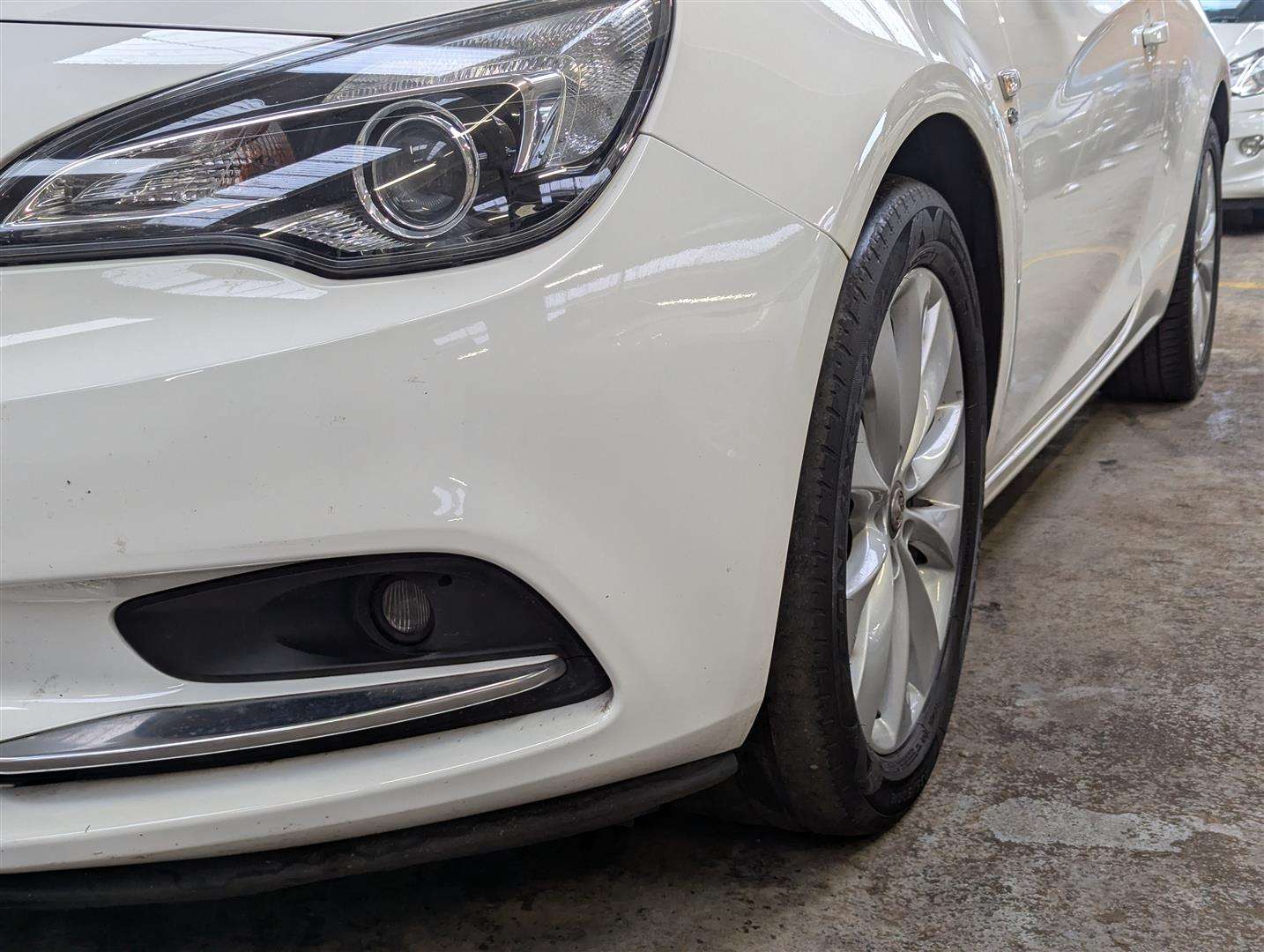 <p>2016 VAUXHALL CASCADA ELITE CDTI S/S</p>
