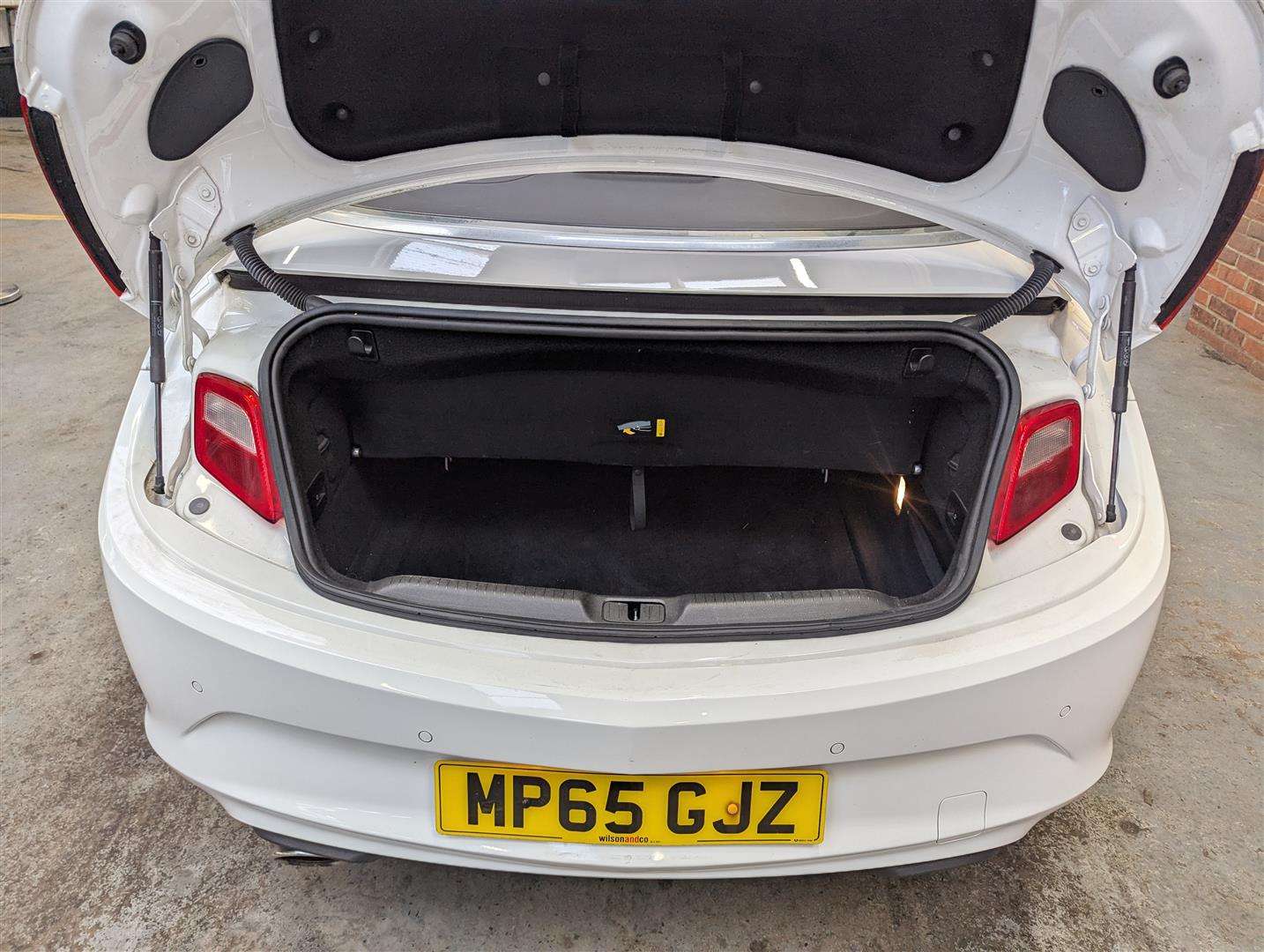 <p>2016 VAUXHALL CASCADA ELITE CDTI S/S</p>