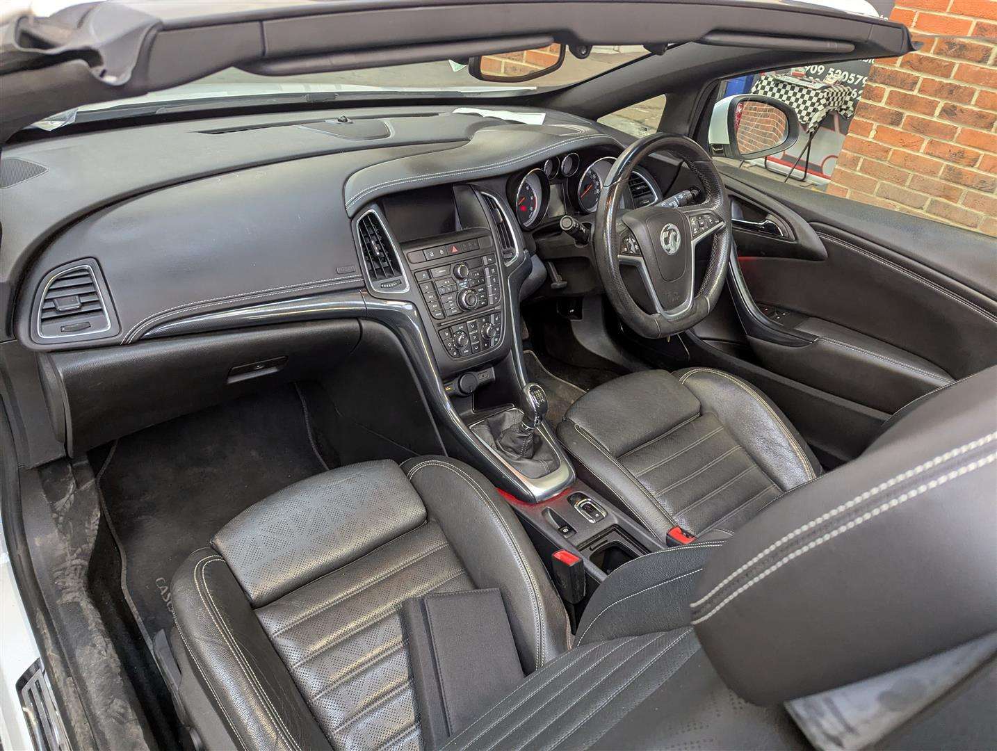 <p>2016 VAUXHALL CASCADA ELITE CDTI S/S</p>