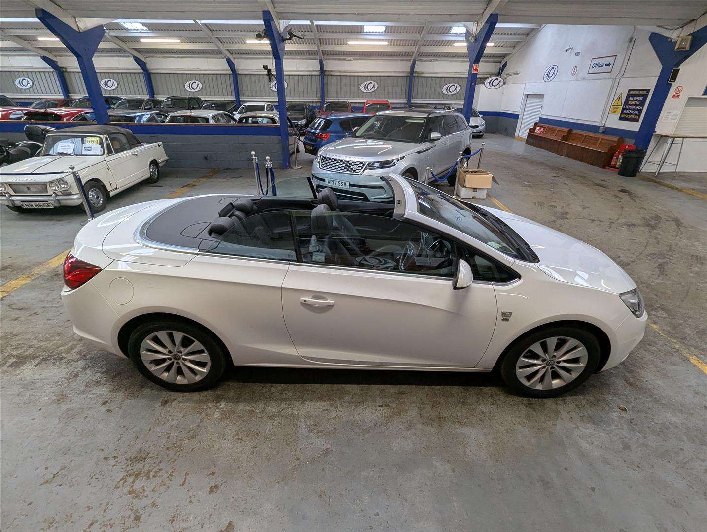 <p>2016 VAUXHALL CASCADA ELITE CDTI S/S</p>