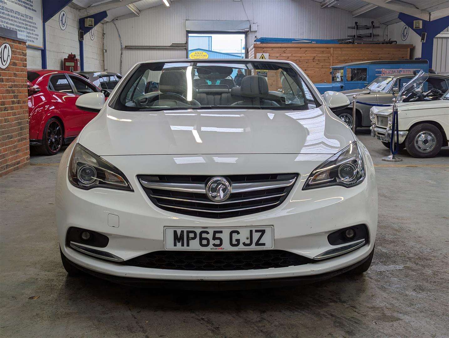 <p>2016 VAUXHALL CASCADA ELITE CDTI S/S</p>