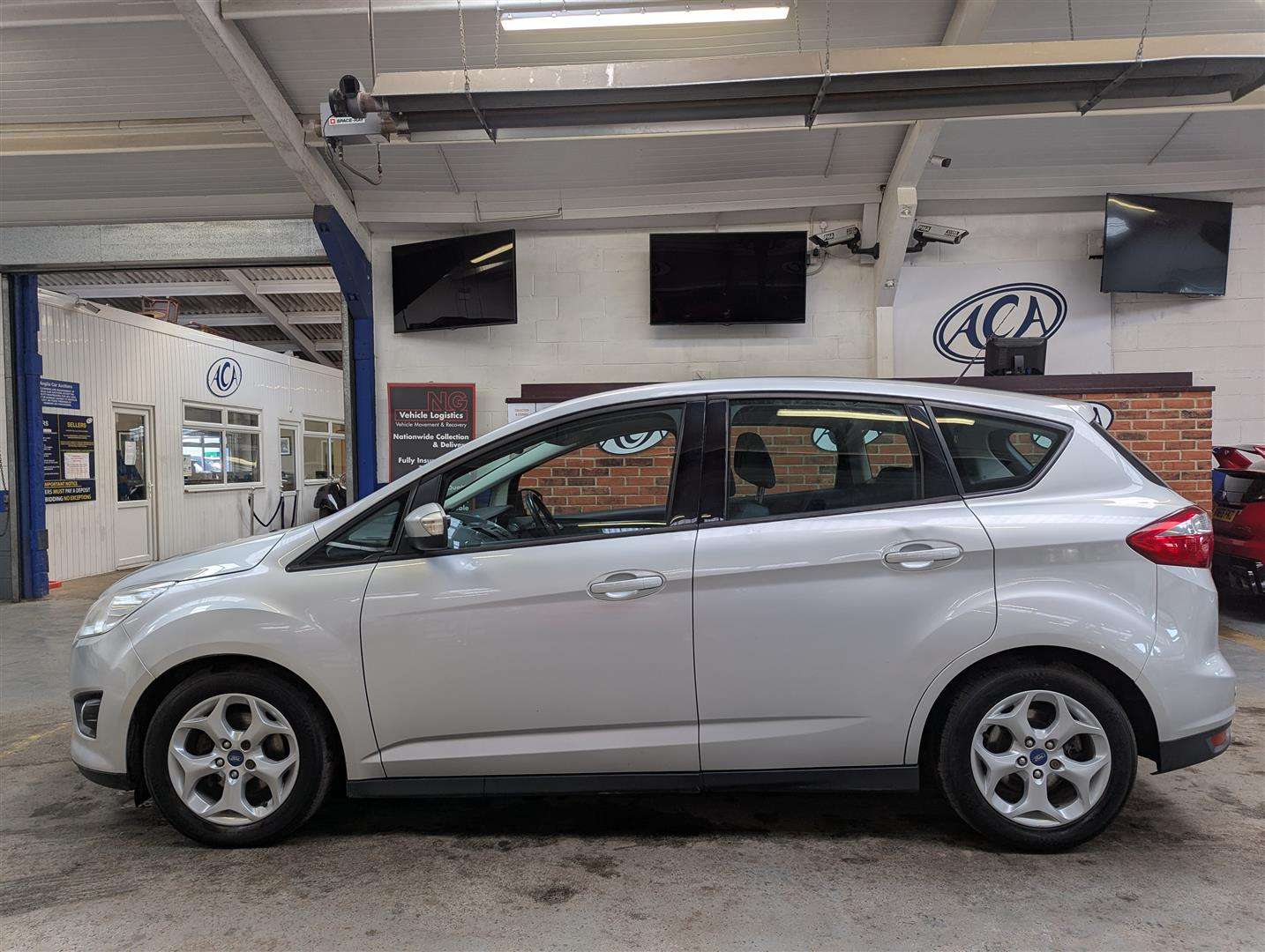 <p>2013 FORD C-MAX ZETEC</p>