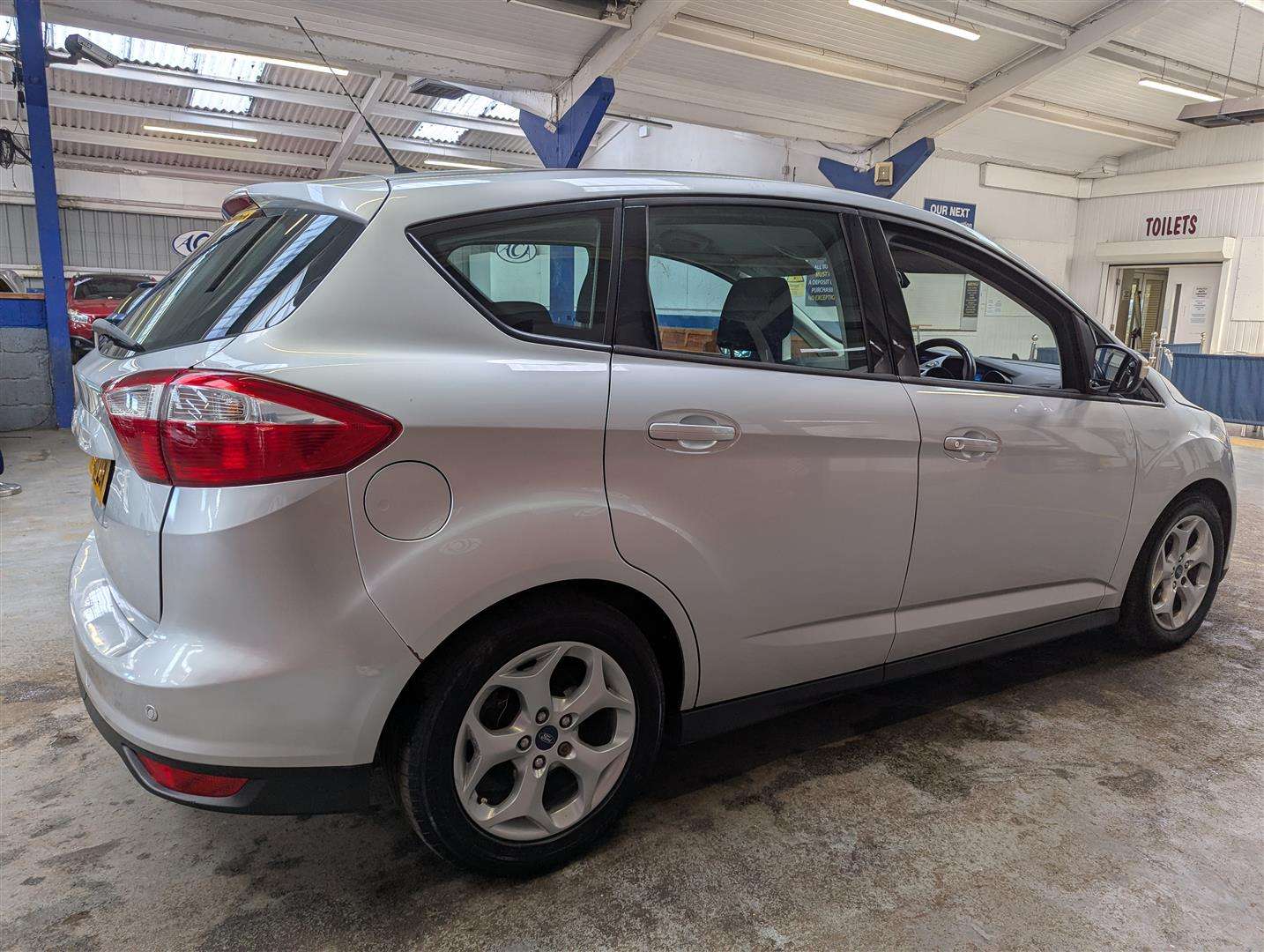 <p>2013 FORD C-MAX ZETEC</p>