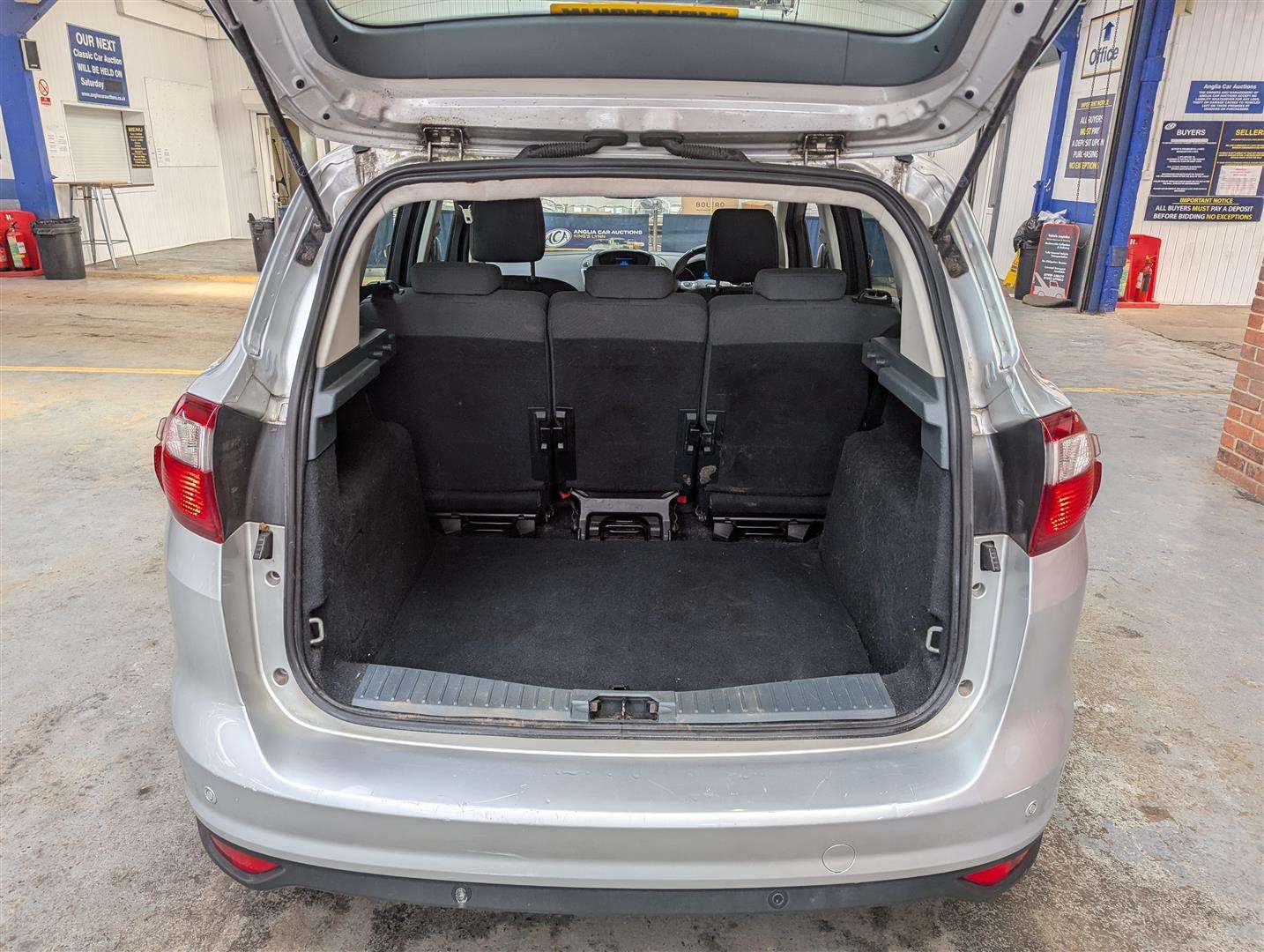 <p>2013 FORD C-MAX ZETEC</p>