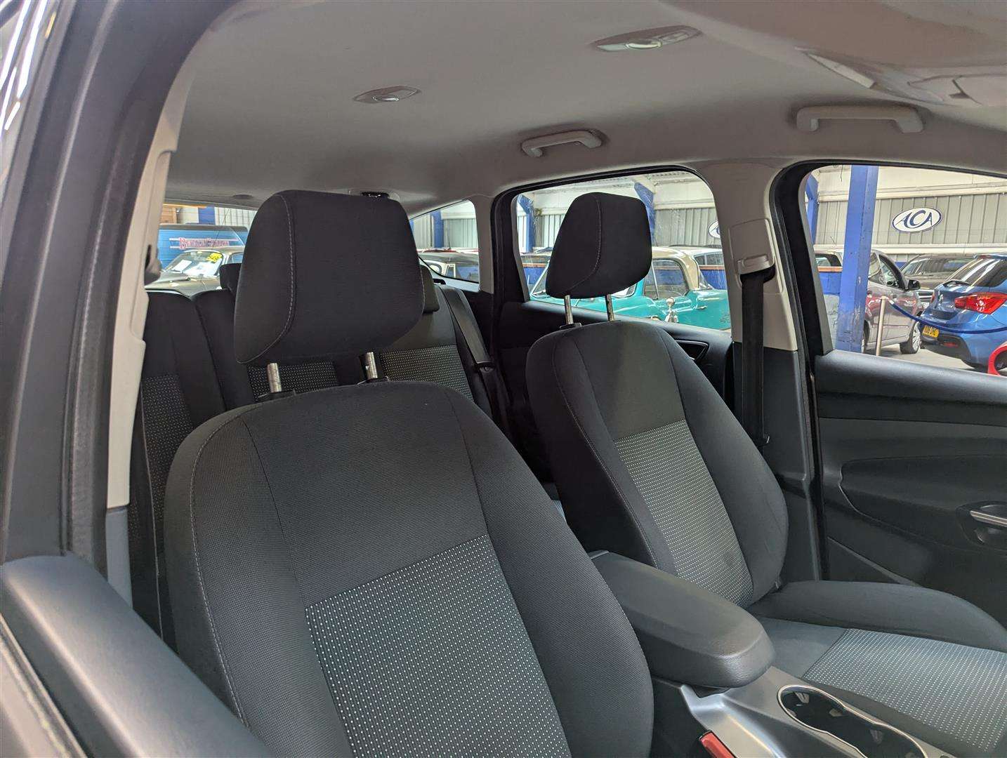 <p>2013 FORD C-MAX ZETEC</p>