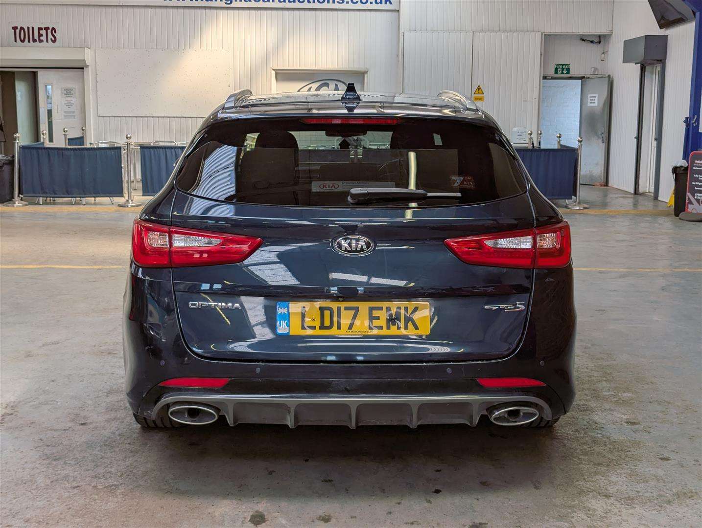 <p>2017 KIA OPTIMA GT-LINE S ISG CRDI</p>
